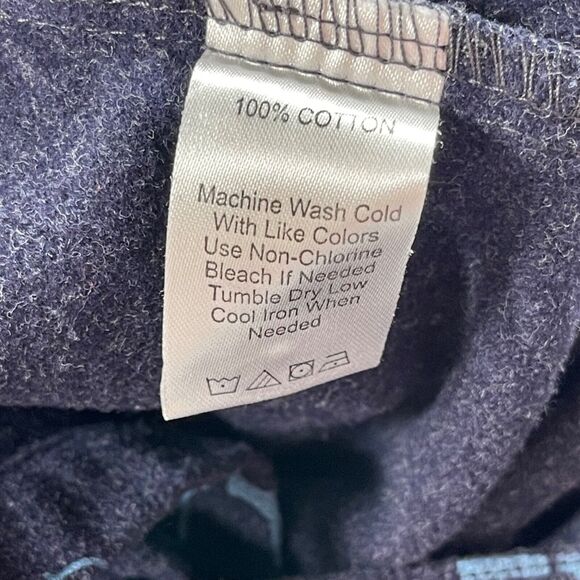 Legendary Whitetails Shirt Womens Large Navy Deer Hunting Print Cotton Flannel - Picture 9 of 16